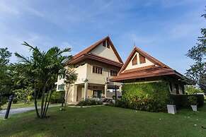 Tharnrarin Villa Suphan Buri