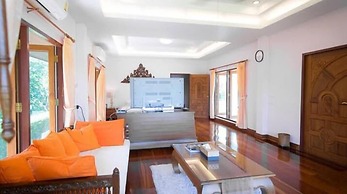 Tharnrarin Villa Suphan Buri