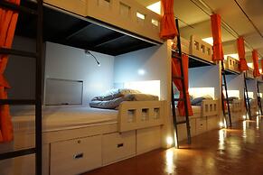 The Hive Hatyai Hostel