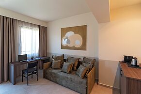 Mariette Rhodes Urban Suites