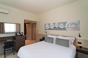Mariette Rhodes Urban Suites