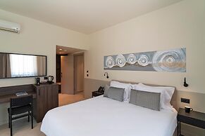 Mariette Rhodes Urban Suites