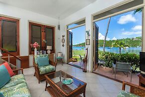 Suite St. John at Gallows Point Resort