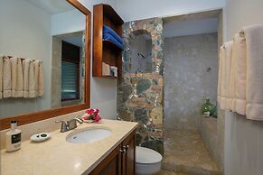 Suite St. John at Gallows Point Resort