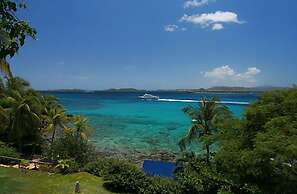 Suite St. John at Gallows Point Resort