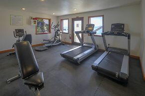 Suite St. John at Gallows Point Resort