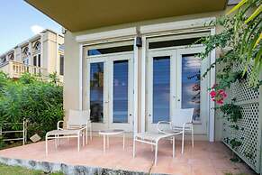 Suite St. John at Gallows Point Resort