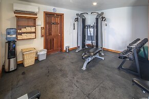 Suite St. John at Gallows Point Resort