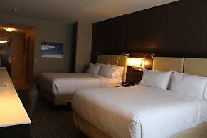 Holiday Inn Express & Suites Cold Lake by IHG