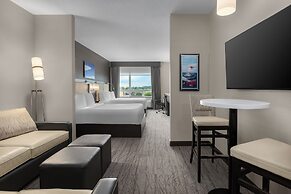 Holiday Inn Express & Suites Cold Lake by IHG