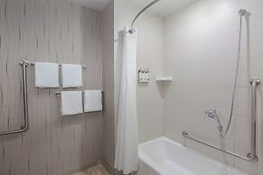 Holiday Inn Express & Suites Cold Lake by IHG