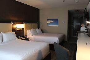 Holiday Inn Express & Suites Cold Lake by IHG