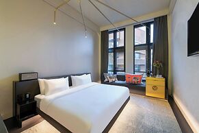 W Amsterdam