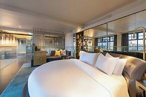 W Amsterdam