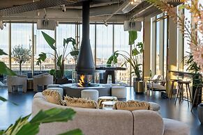 W Amsterdam