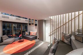 W Amsterdam