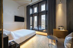 W Amsterdam