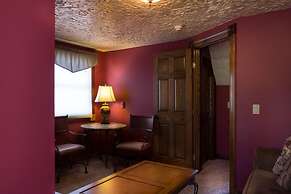 Landoll's Mohican Castle