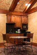 Landoll's Mohican Castle