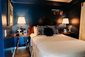 Landoll's Mohican Castle