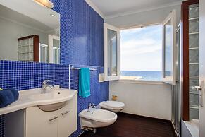 Atlantis Beach House