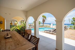 Atlantis Beach House