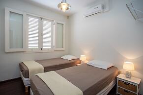 Atlantis Beach House