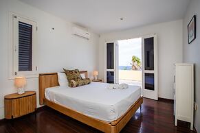 Atlantis Beach House