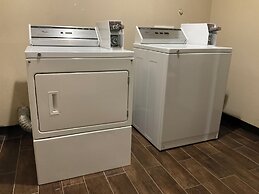 Yorktown Inn And Suites