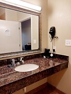 Yorktown Inn And Suites