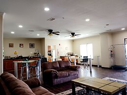 Yorktown Inn And Suites