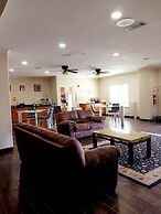 Yorktown Inn And Suites