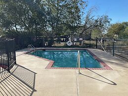 Yorktown Inn And Suites