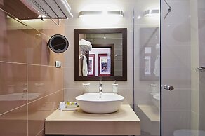 AHOTELS design style on Sovetskaya