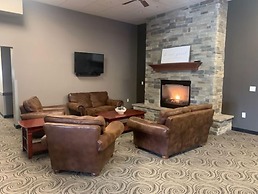 Cardinal Inn & Event Center
