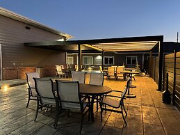 Cardinal Inn & Event Center
