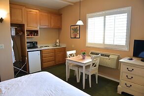 Crown City Inn