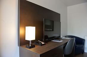 Crown City Inn