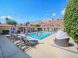 Little Paradise Hotel