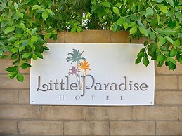 Little Paradise Hotel