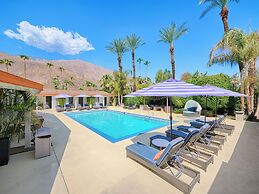 Little Paradise Hotel