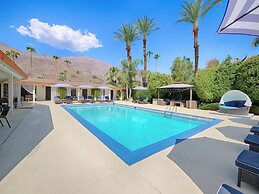 Little Paradise Hotel