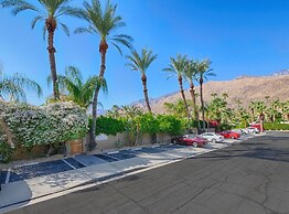 Little Paradise Hotel