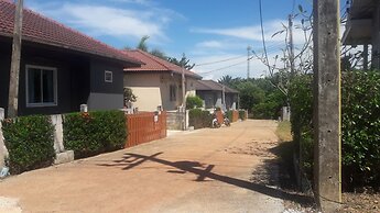 Lanta Dream Garden Pool Villa