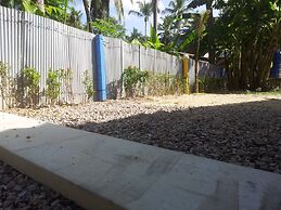 Hello Me Me Bungalow