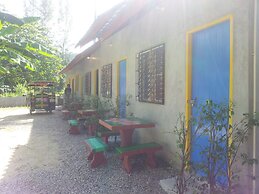 Hello Me Me Bungalow