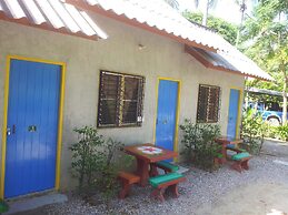 Hello Me Me Bungalow