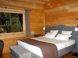 Hotel Les Cabanes Dans Les Bois
