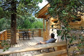 Hotel Les Cabanes Dans Les Bois