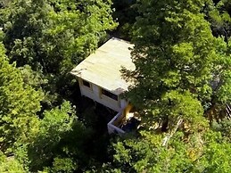 Hotel Les Cabanes Dans Les Bois
